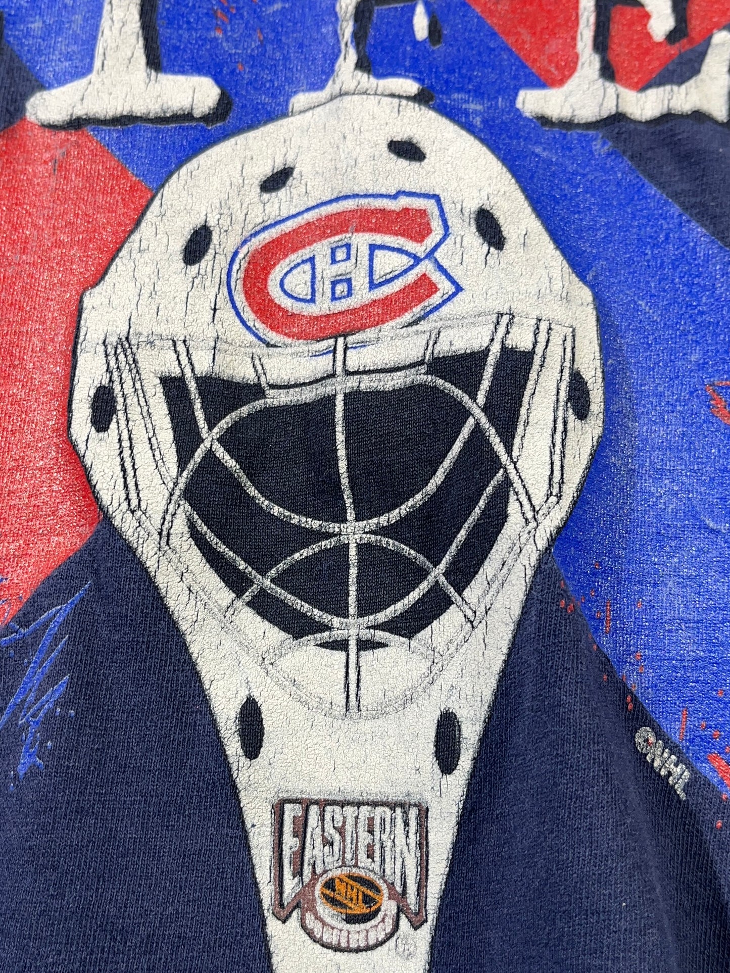 Vintage Montreal Canadiens T-Shirt Baby Tee Goalie Mask NHL 90's