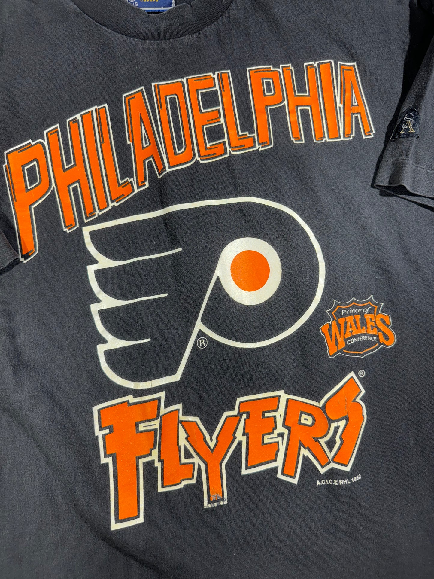 Vintage Philadelphia Flyers T-Shirt 90's NHL Single Stitch