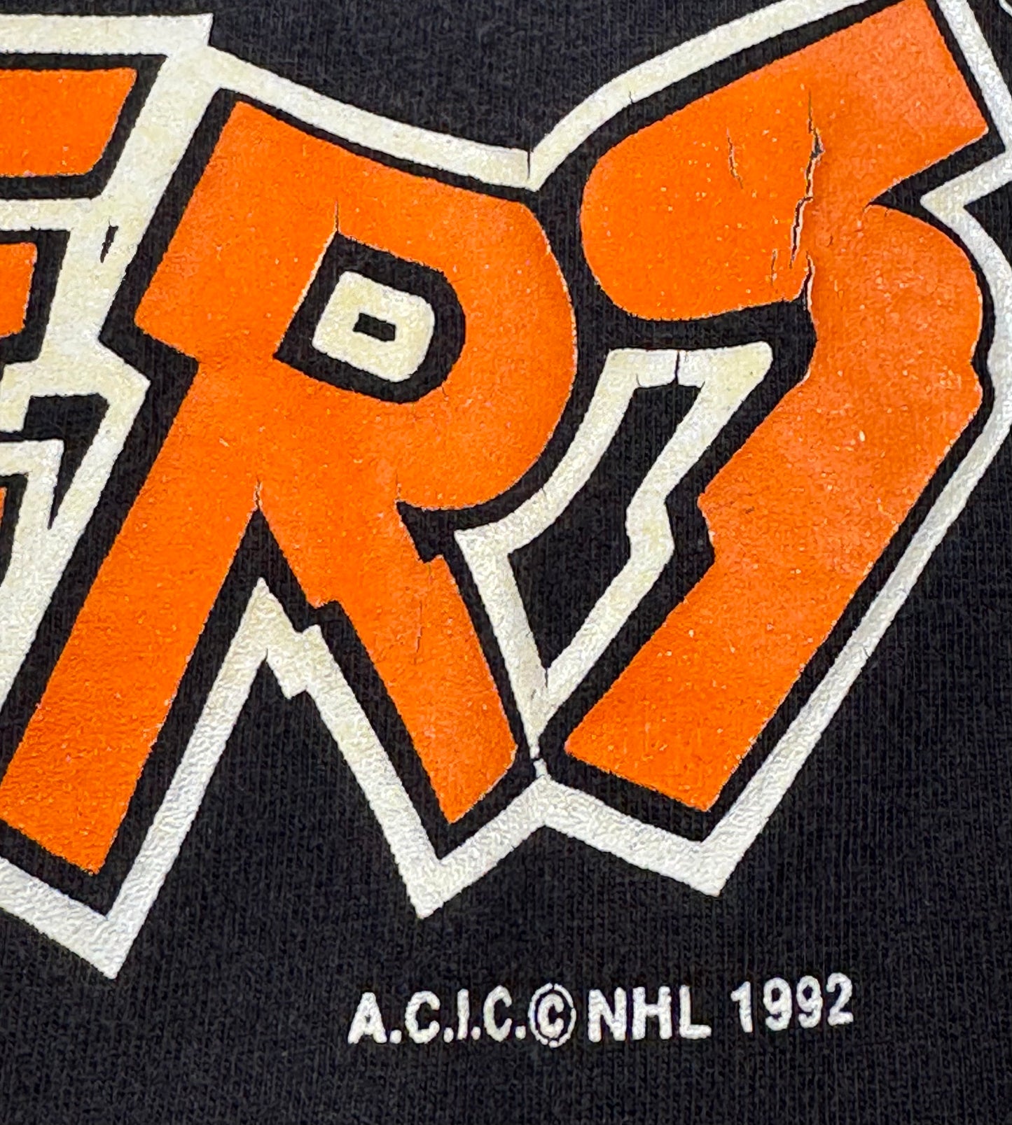 Vintage Philadelphia Flyers T-Shirt 90's NHL Single Stitch