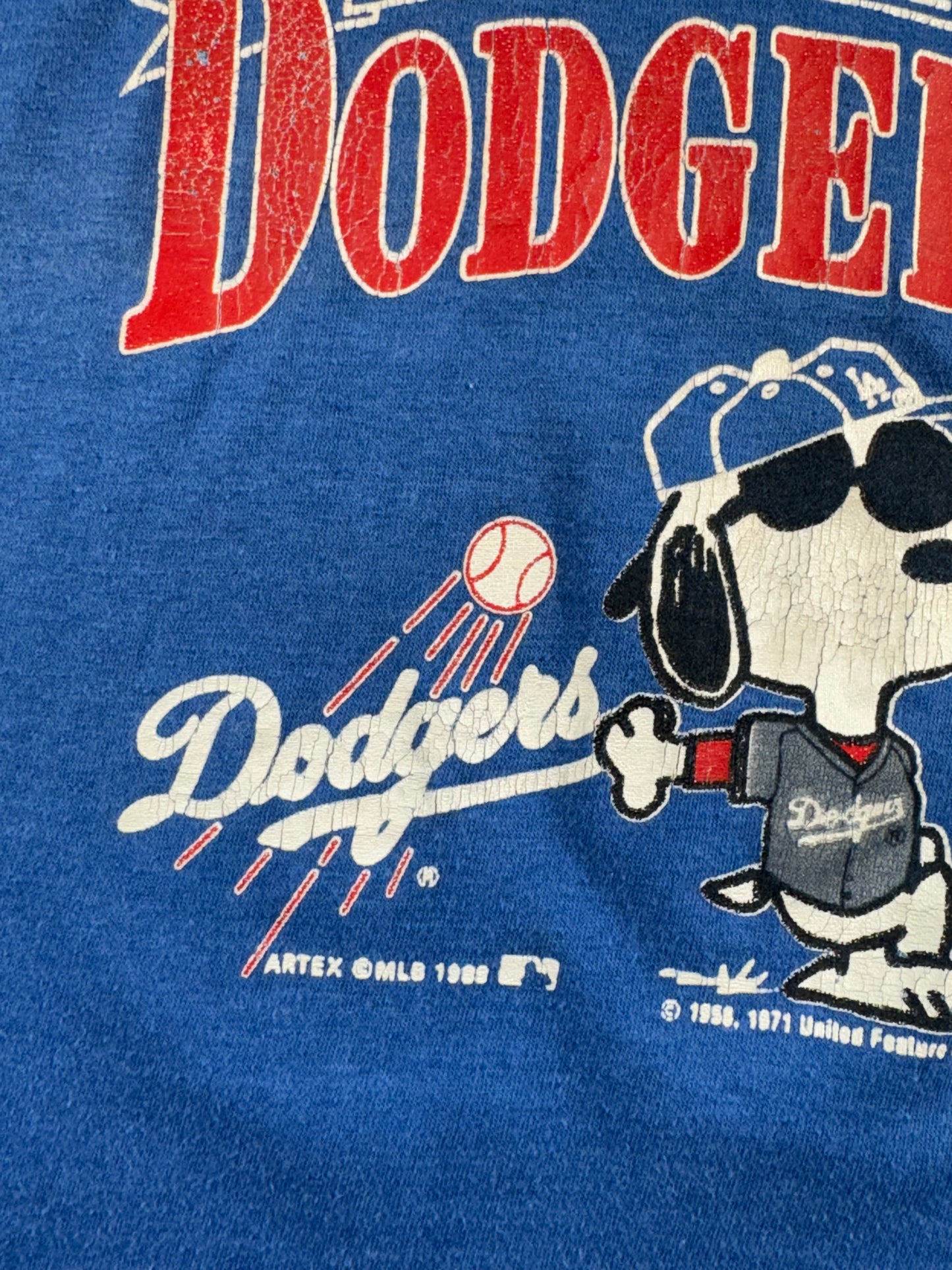 Vintage 1989 MLB Los Angeles Dodgers Snoopy Peanuts T-Shirt Rare 50/50 USA Made Single Stitch