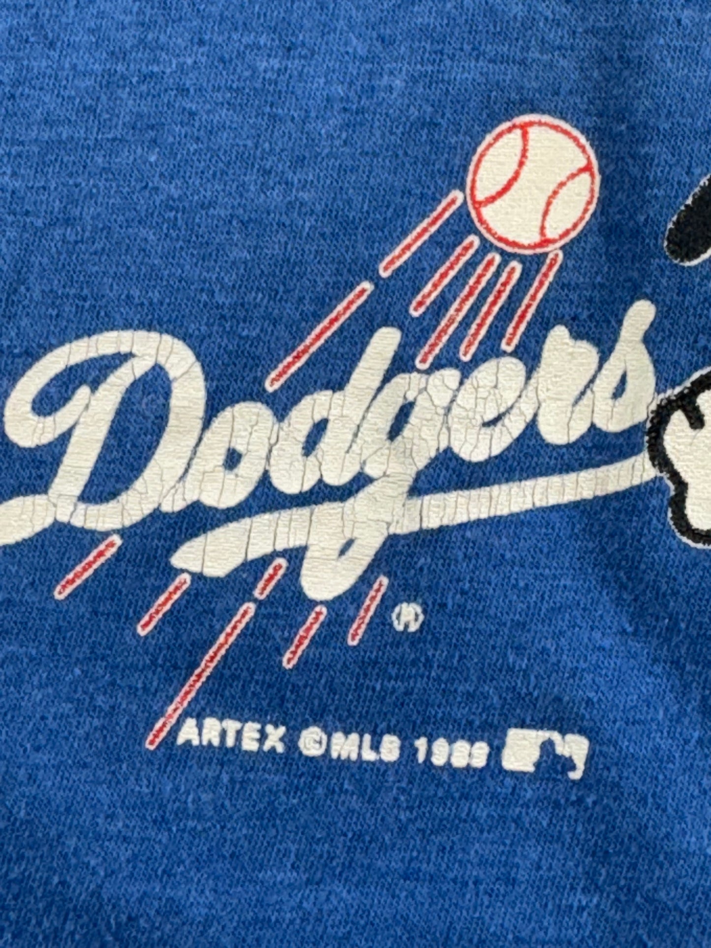 Vintage 1989 MLB Los Angeles Dodgers Snoopy Peanuts T-Shirt Rare 50/50 USA Made Single Stitch