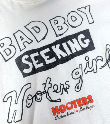 Vintage Hooters T-Shirt Bad Boy SEEKING Hooters Girl