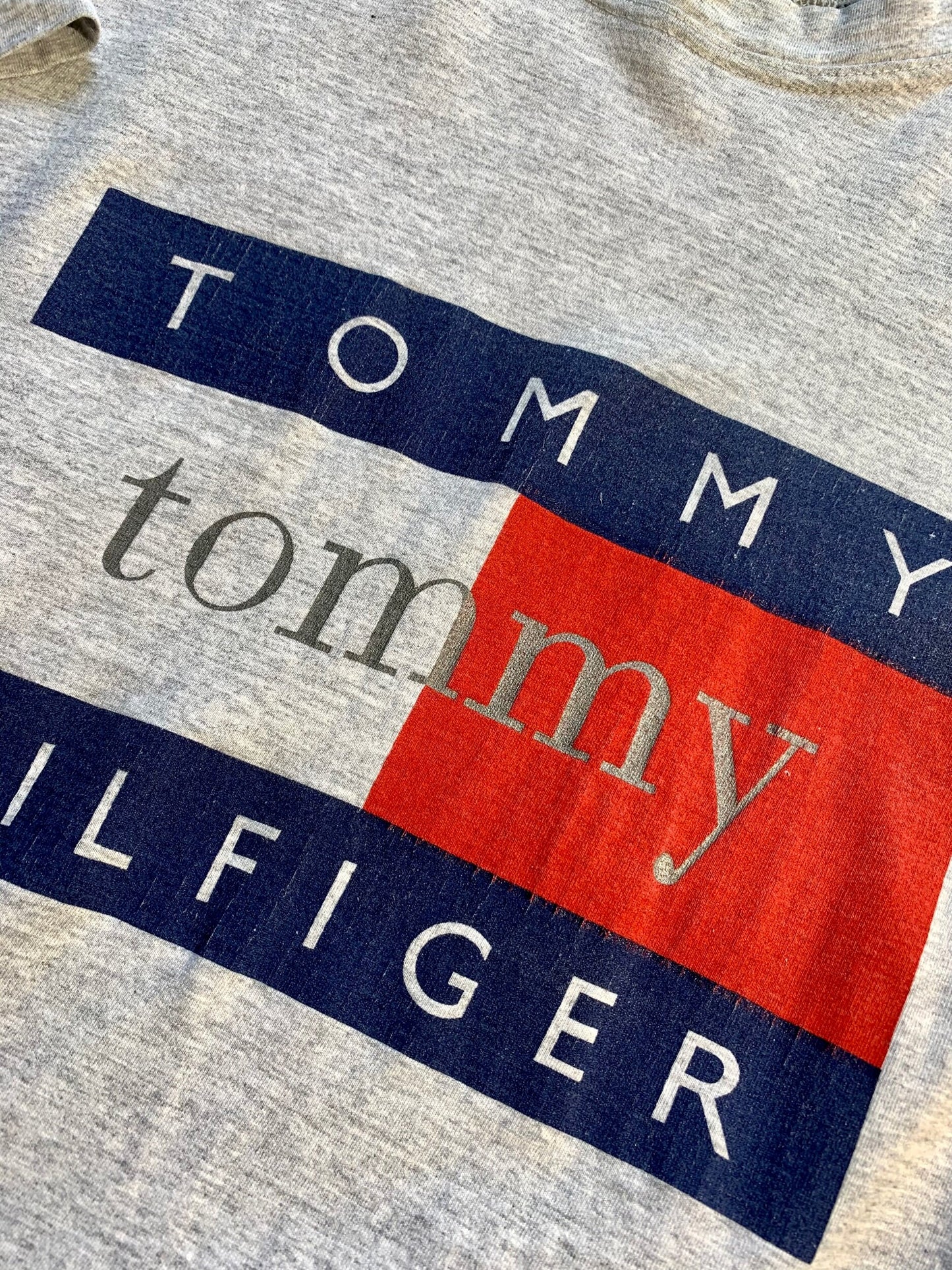Vintage Tommy Hilfiger T-Shirt