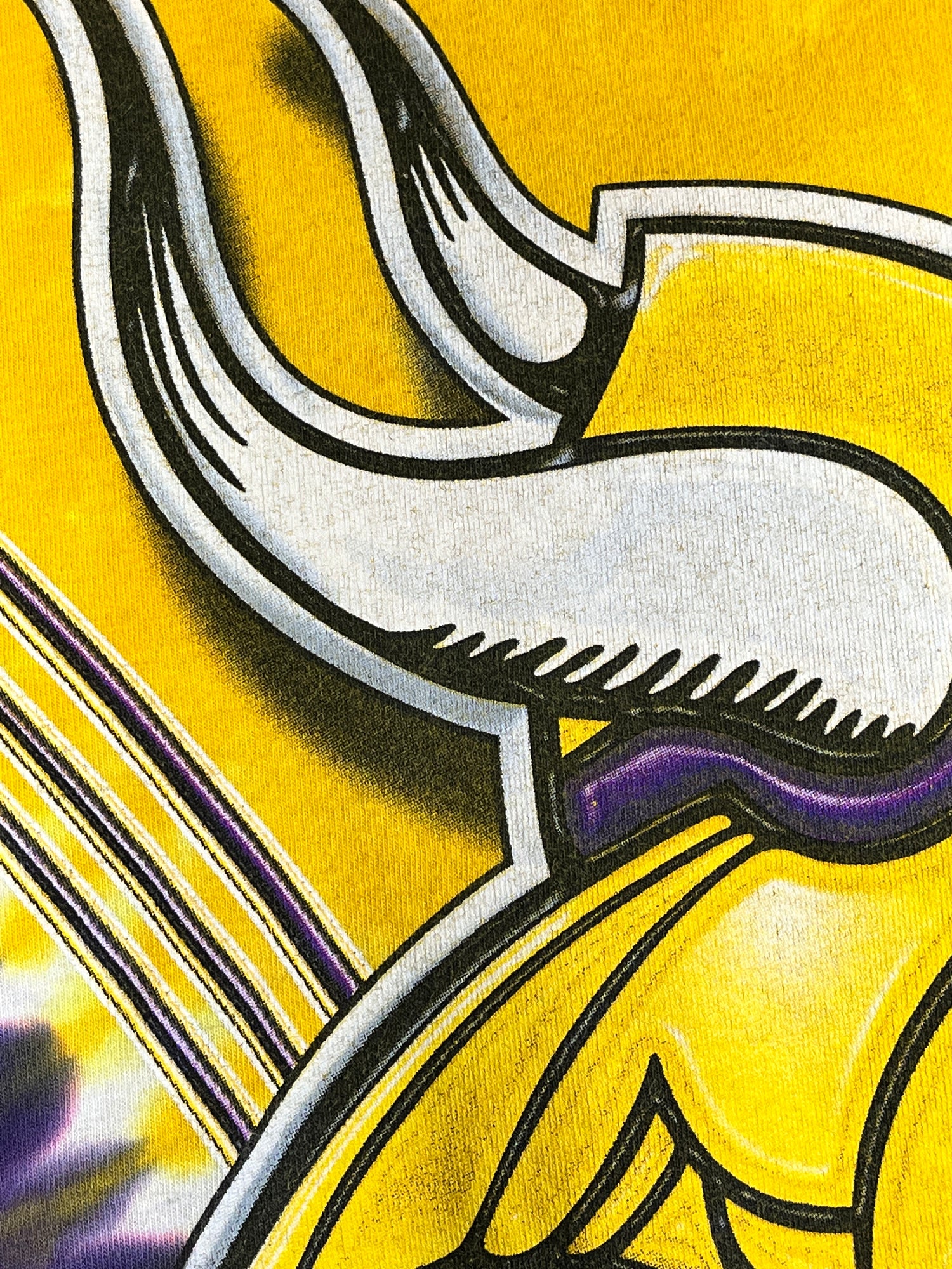 Minnesota Vikings Logo Art T-Shirt