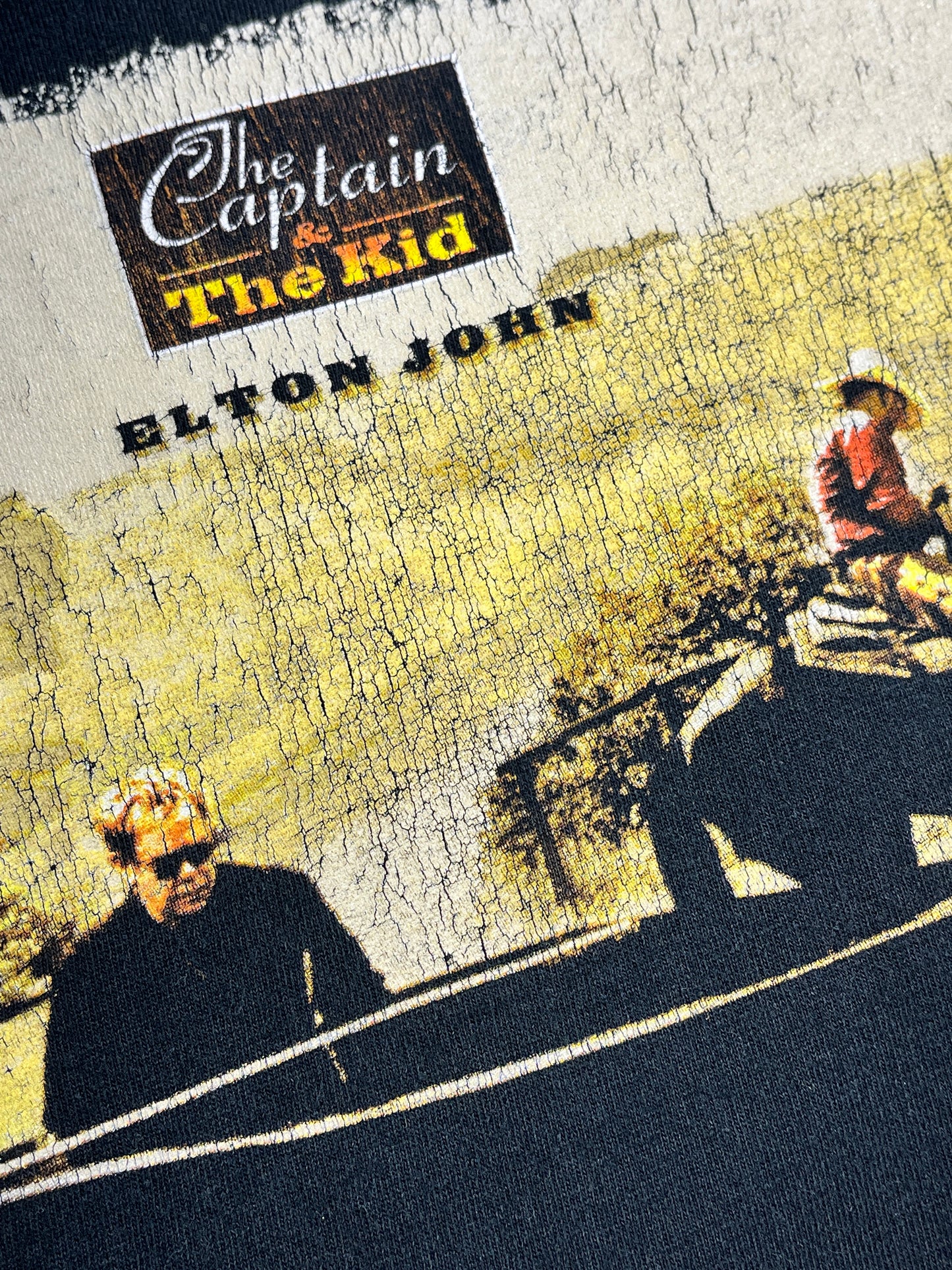 Vintage Elton John T-Shirt The Captain & The Kid